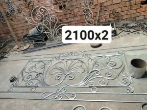 Lan can sắt hộp uốn mỹ thuật